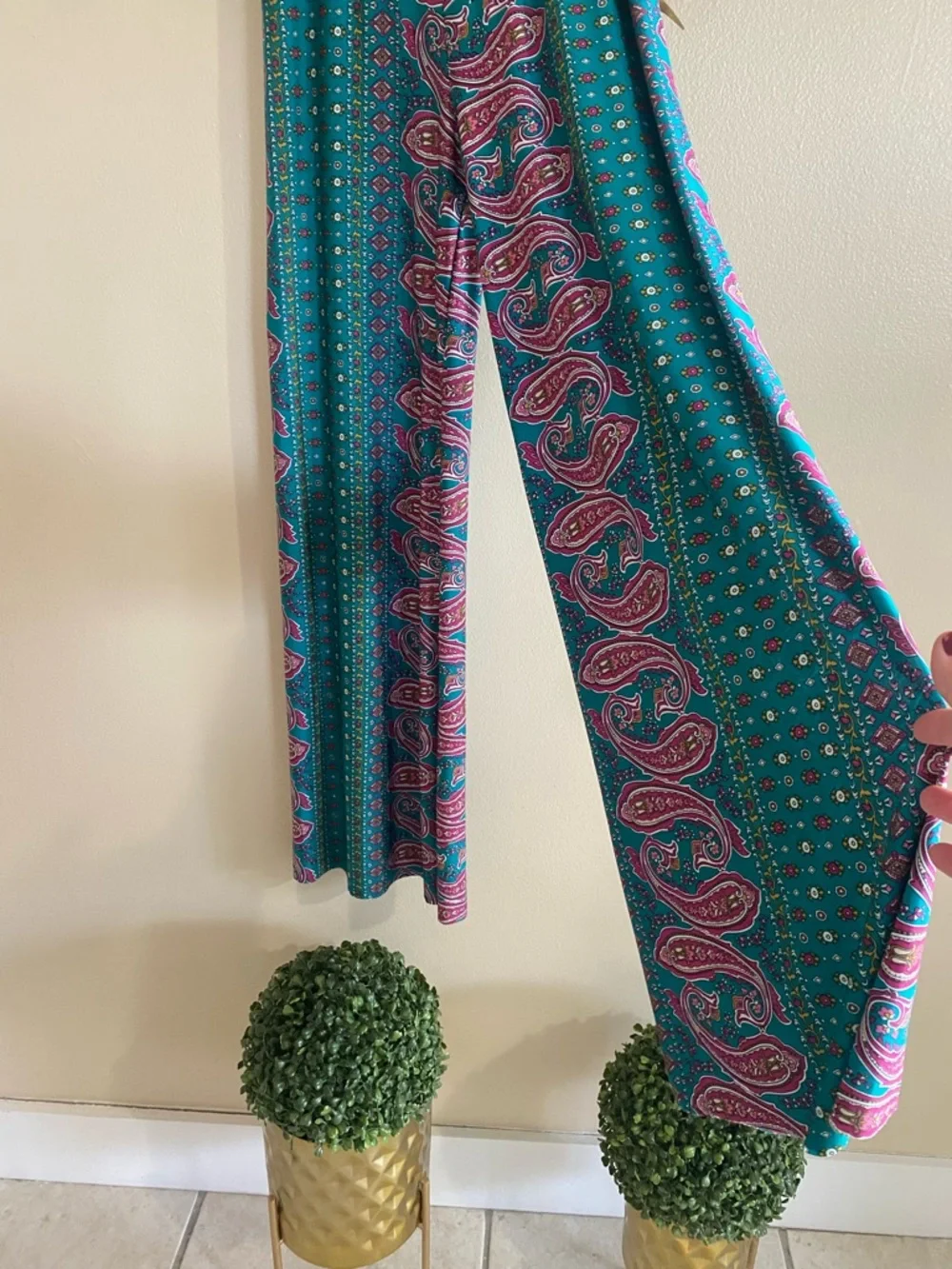 Pantalón Paisley Maxi Skirt with Pink Accents pantalón
